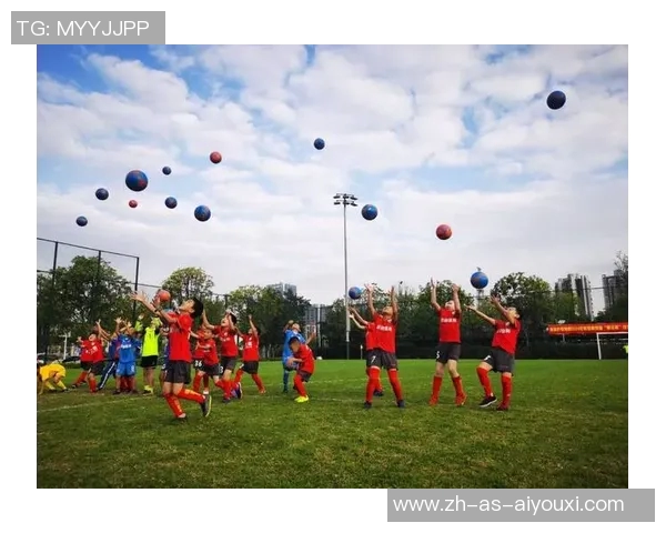 孩子眼中的足球偶像:从梦想到现实,谁是他们心中的球场英雄 孩子眼中的足球偶像:从梦想到现实,谁是他们心中的球场英雄